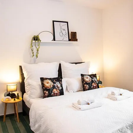 Apartment Eifelblick Am Ring *