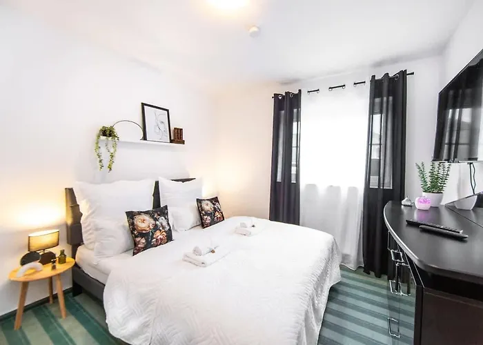 Eifelblick Am Ring Ulmen